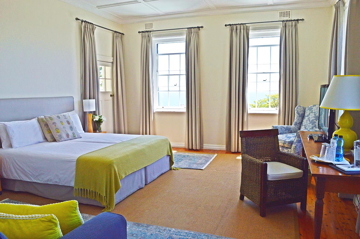 Balcony Seaview Room-The-Walden-Suites